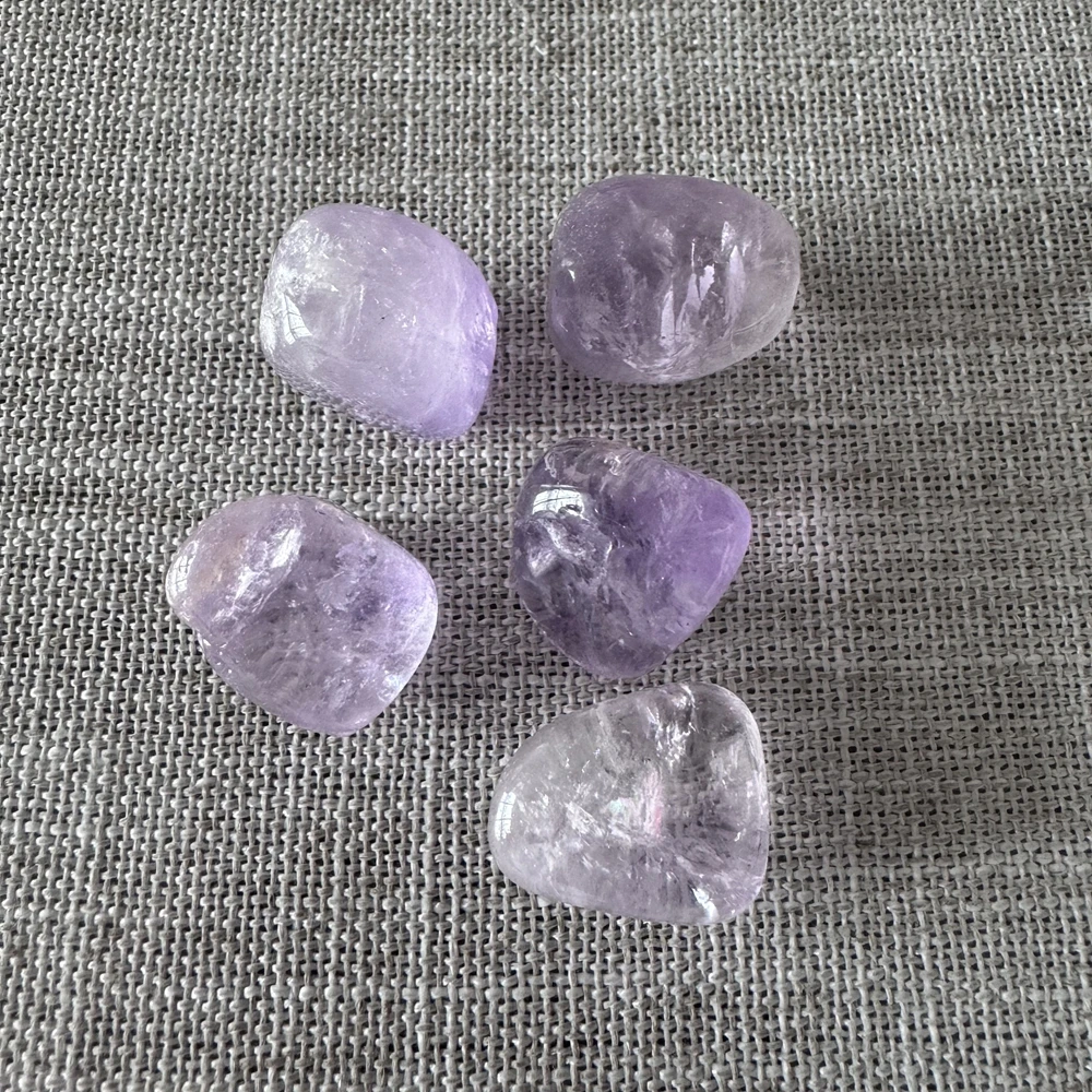Wholesale 4pcs/lot Natural Lavender Amethyst Tumbled Stone Bead,Semi-Precious Gemstone Loose stone For Deceration 20-26mm