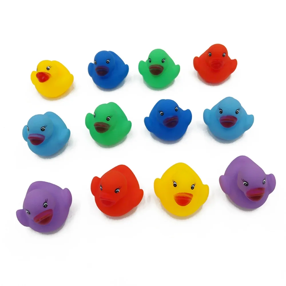 12 unids/set de juguetes de baño para bebé, flotador de pato de goma chirriante colorido, juguetes acuáticos para Baby Shower para piscina, juguetes de fiesta, regalos para niños y niñas