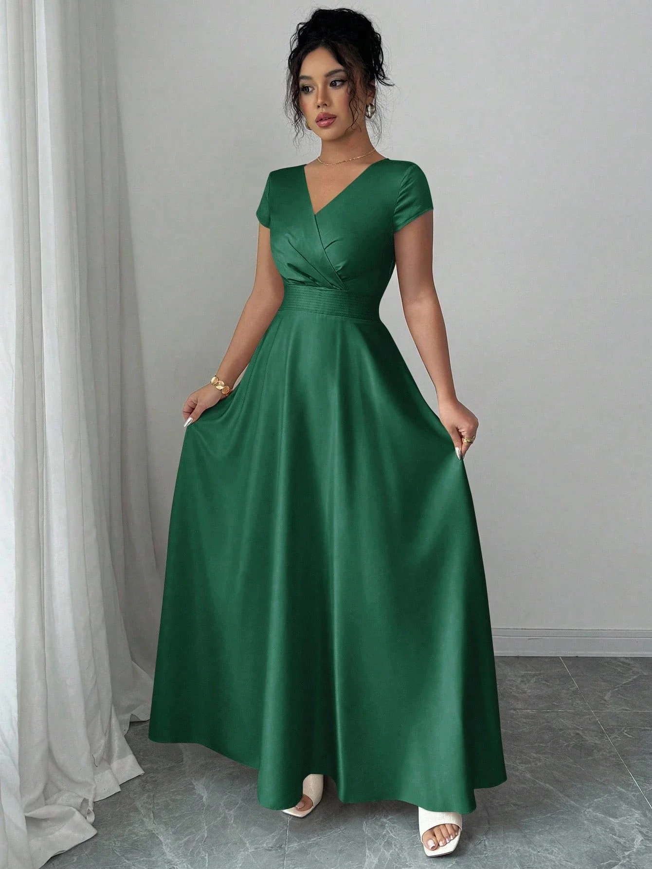 

V-Neck Short Sleeve Waist Cinched Elegant A-Line Floor Length Dress