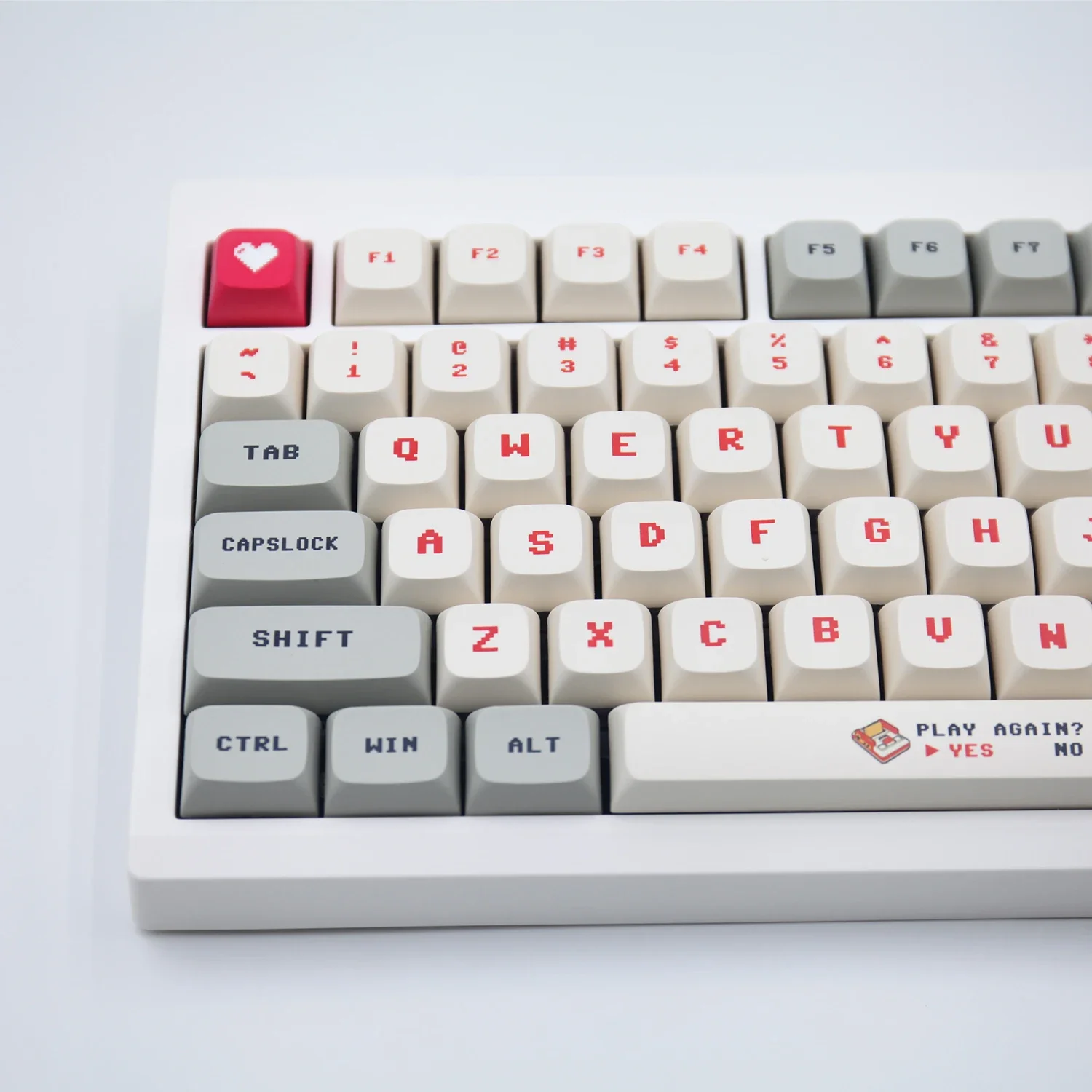 Red and white machine keycap game machine XDA retro wind PBT61/64/84/87/980/104