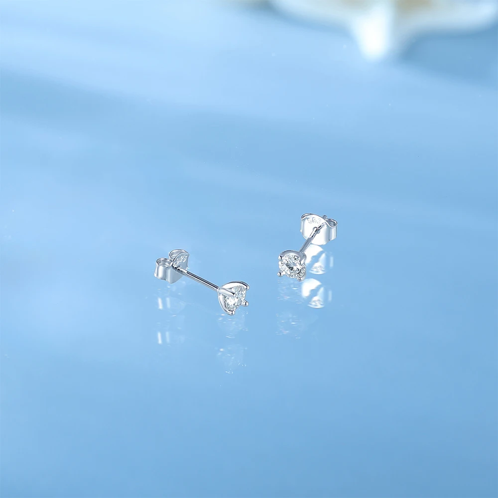 

CANNER 925 Sterling Silver Four Claw Diamond Studded Multi-Size Ear Bone Nail for Women Mini Exquisite Piercing Party Gifts