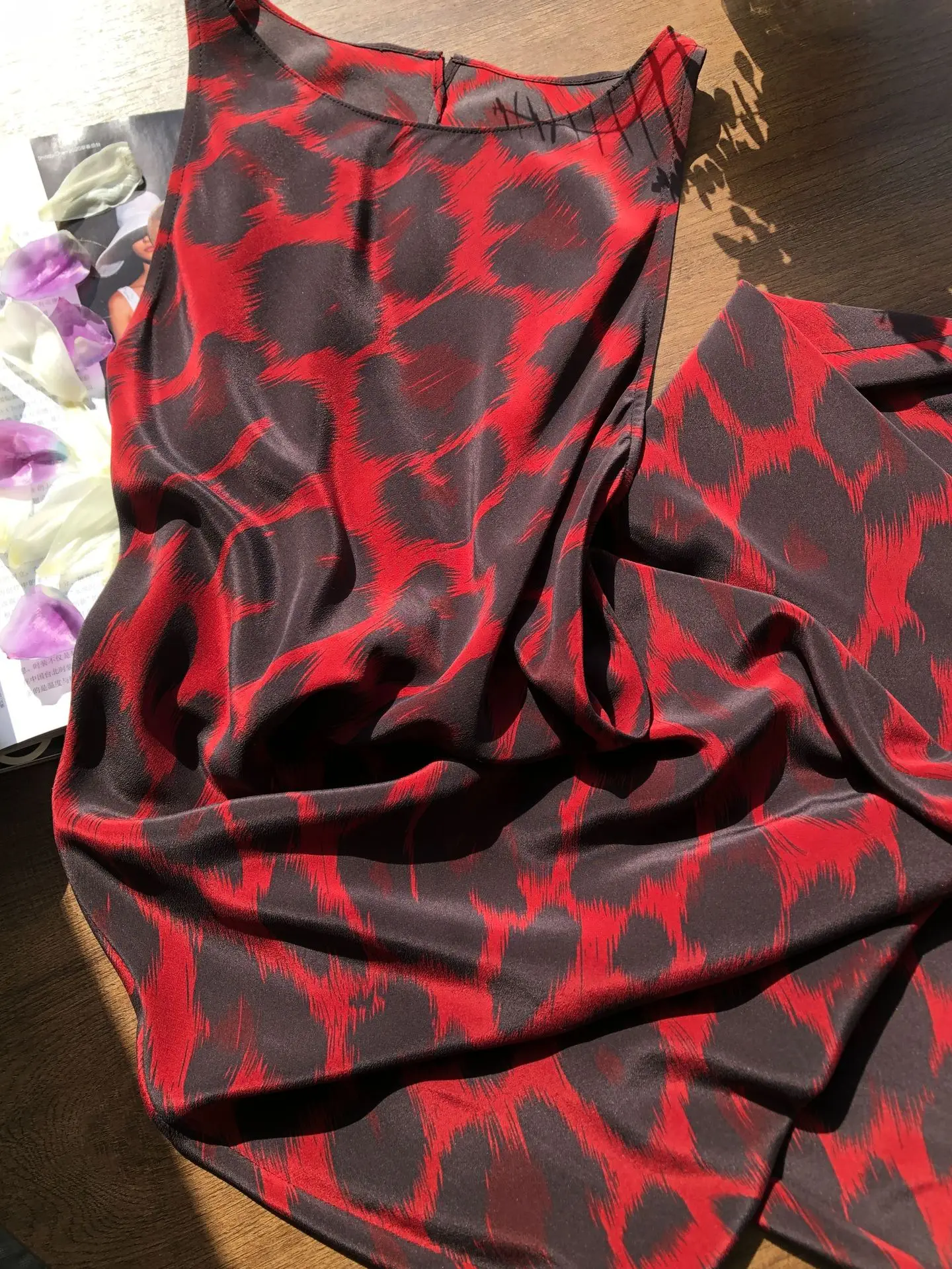 BirdTree-17MM 100% Silk Elegant Vest Dress, Women O Neck Leopard Print, French Retro Party Slim Dresses, 2025 Summer D56931CC