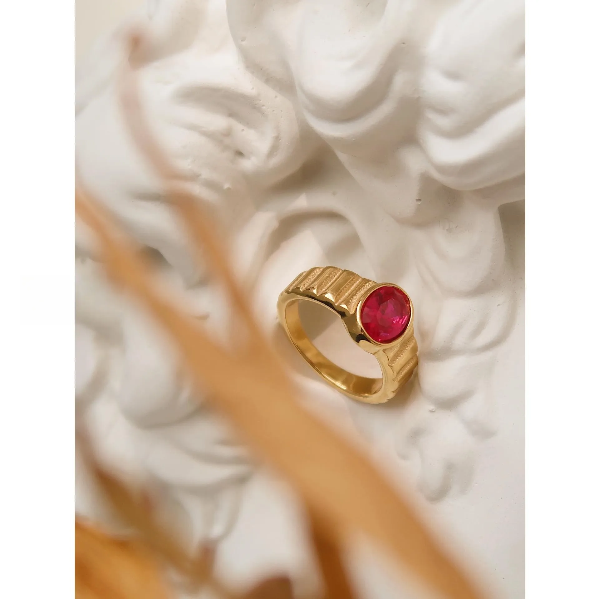 Ruby Ring Zircon Ring Temperament Fashion Titanium Steel Gold Plated Retro