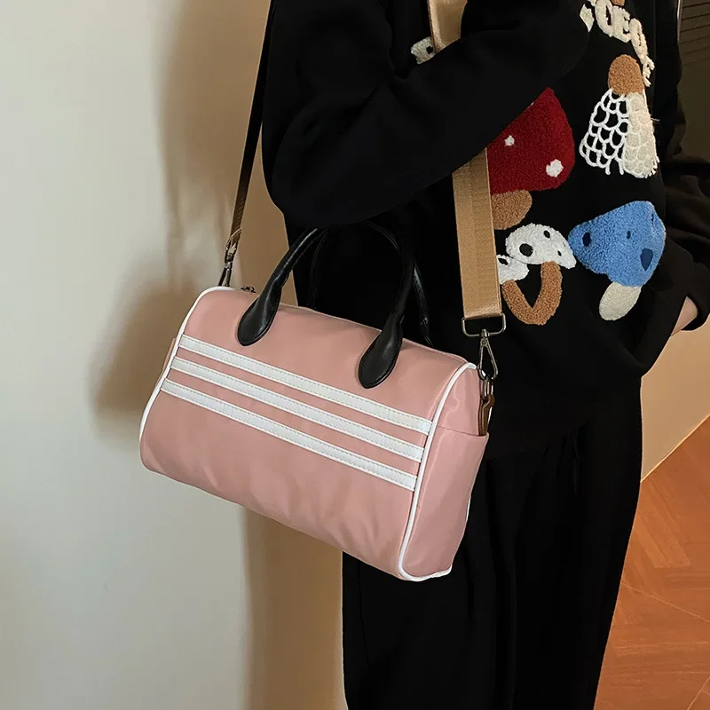 2025 حقيبة كتف نسائية جديدة عالية الجودة متعددة الوظائف حقيبة ساعي حقيبة يد موضة حقيبة مربعة صغيرة حقيبة نسائية