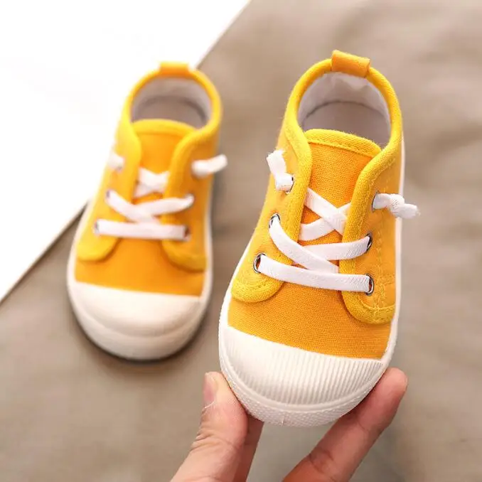 Sepatu Kanvas Anak Laki-laki Sepatu Perempuan Sneakers Alas Kaki Anak-anak Bertali Sepatu Kanvas Anak Kasual Balita Kuning