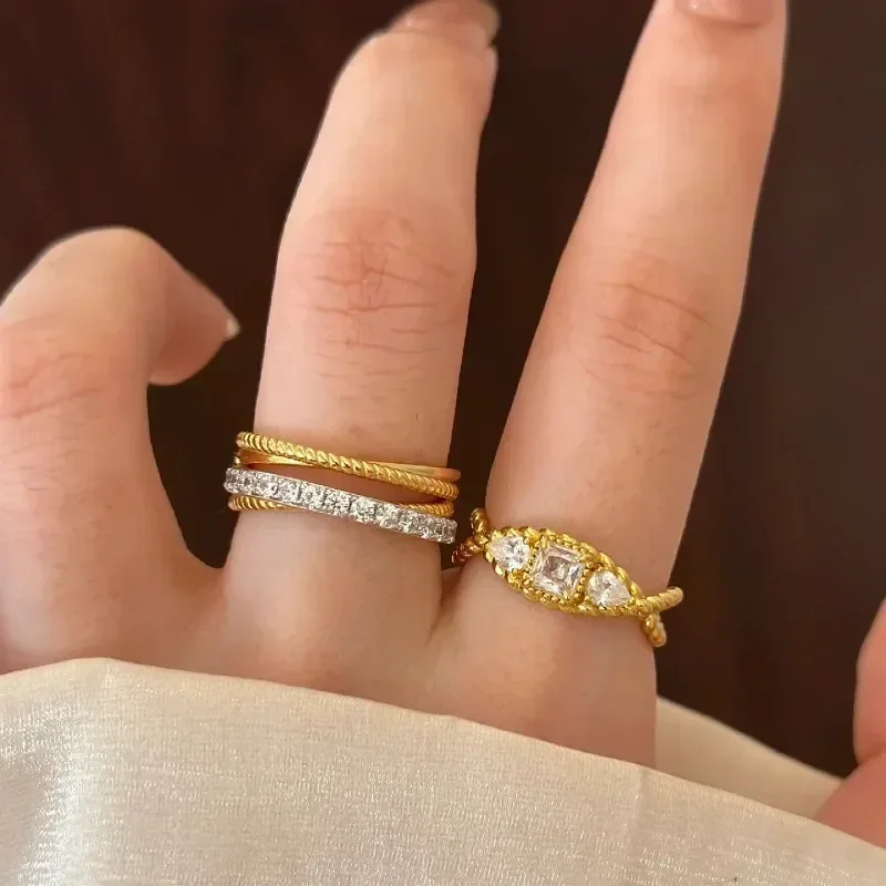 

Light luxury vintage Twists square crystal rings for women charms High quality Couple style Stacking ring exquisite fine jewelry