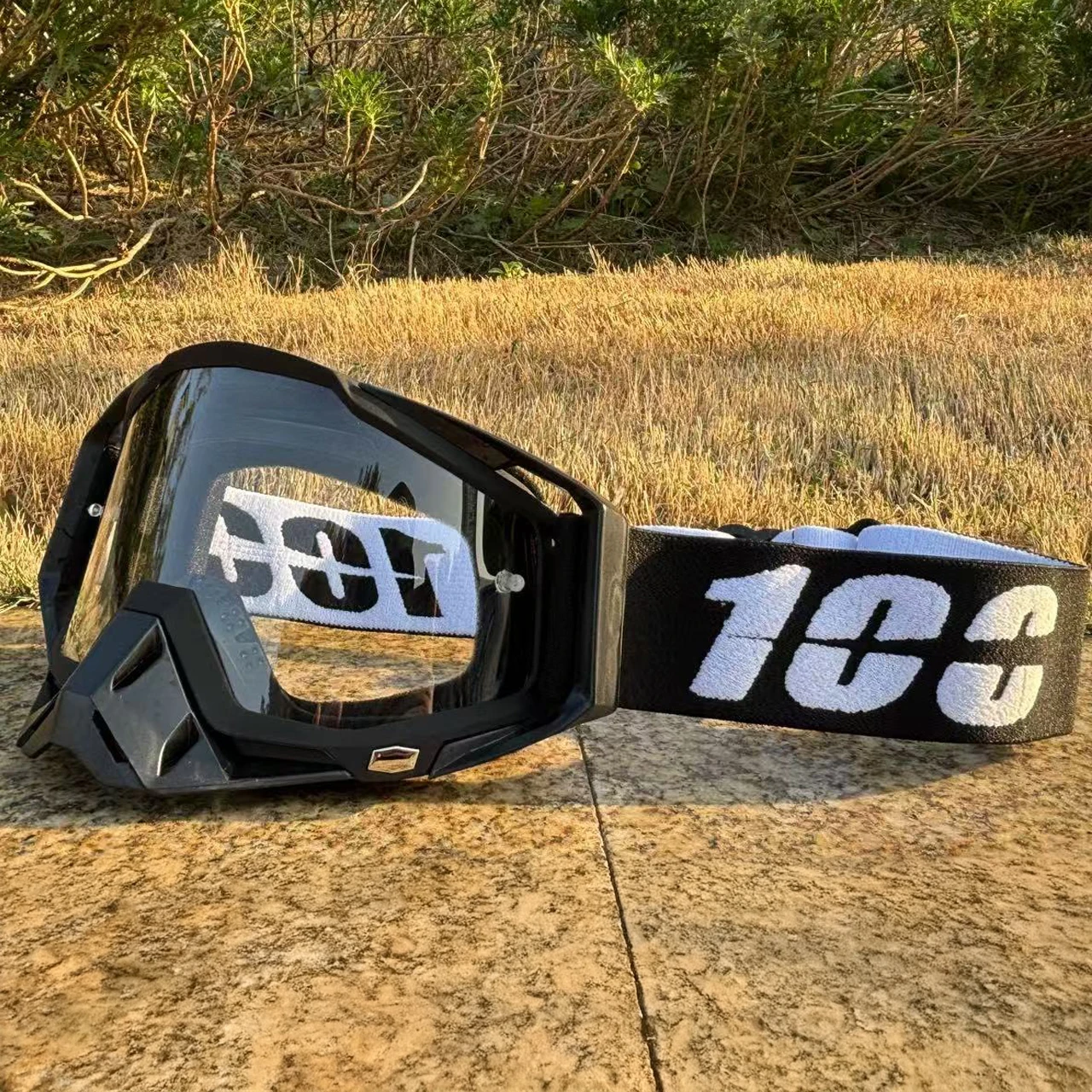 

High Quanlity Motorcycle Glasses Goggles Motocross Goggles Helmet MX Moto Dirt Bike ATV Ski Outdoor Sports Glass Scooter Googles