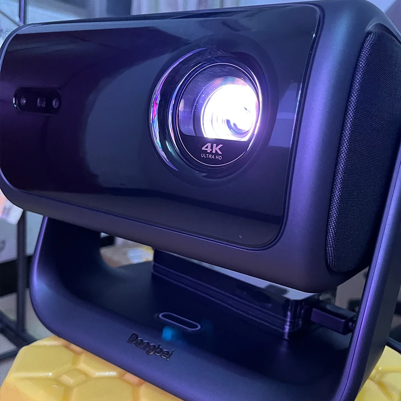 Dangebi MP1 Max 4K трехцветный лазерный проектор Android 3600CVIA UHD MT9679 длиннофокусный проектор для домашнего кинотеатра 2024, Новое поступление