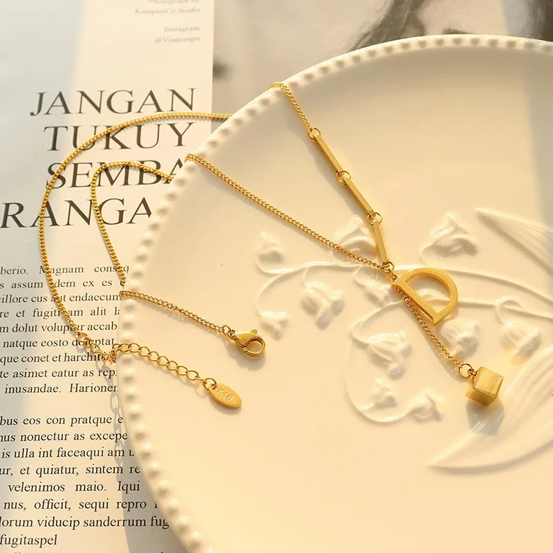 Halskette mit quadratischem Wasserform-Anhänger aus Edelstahl 316, Damenmode, schwarze Acrylkette im Multi-Stil, besonderer Produktschmuck – Detail 29
