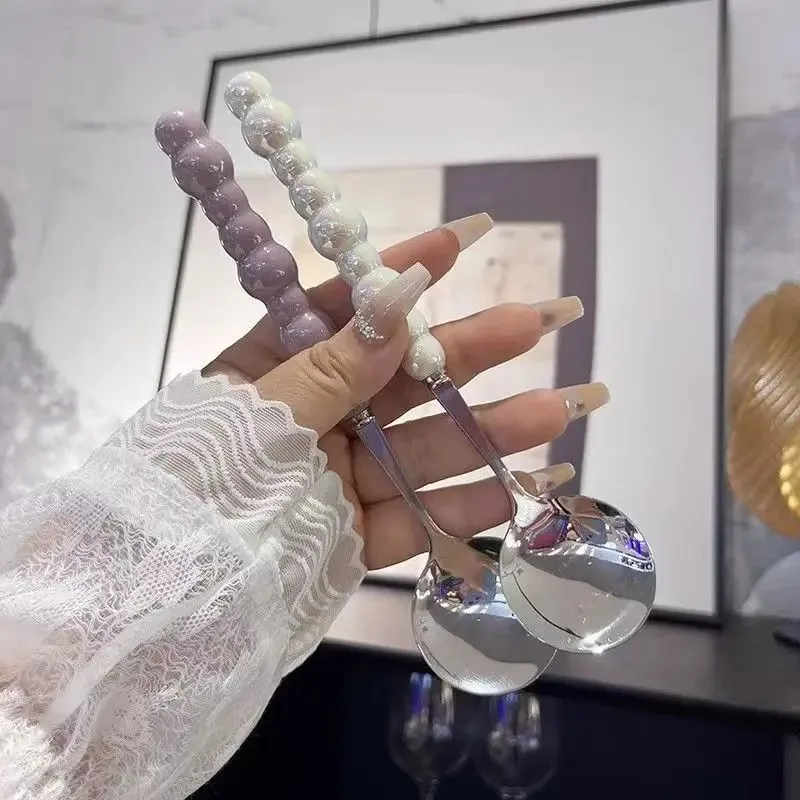 

Fashion Pearl Handle Spoon Creativity Stainless Steel Spoon Western Steak Tableware Table Decor Gifts Jogo De Jantar 컵라면