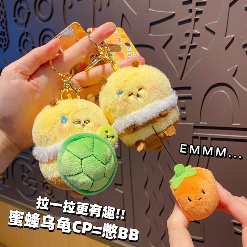 Pull-Out Plush Bee Keychain -Adorable Retractable Stuffed Animal Charm for Backpacks & Keys Emotional Support Bumblebee Keychain
