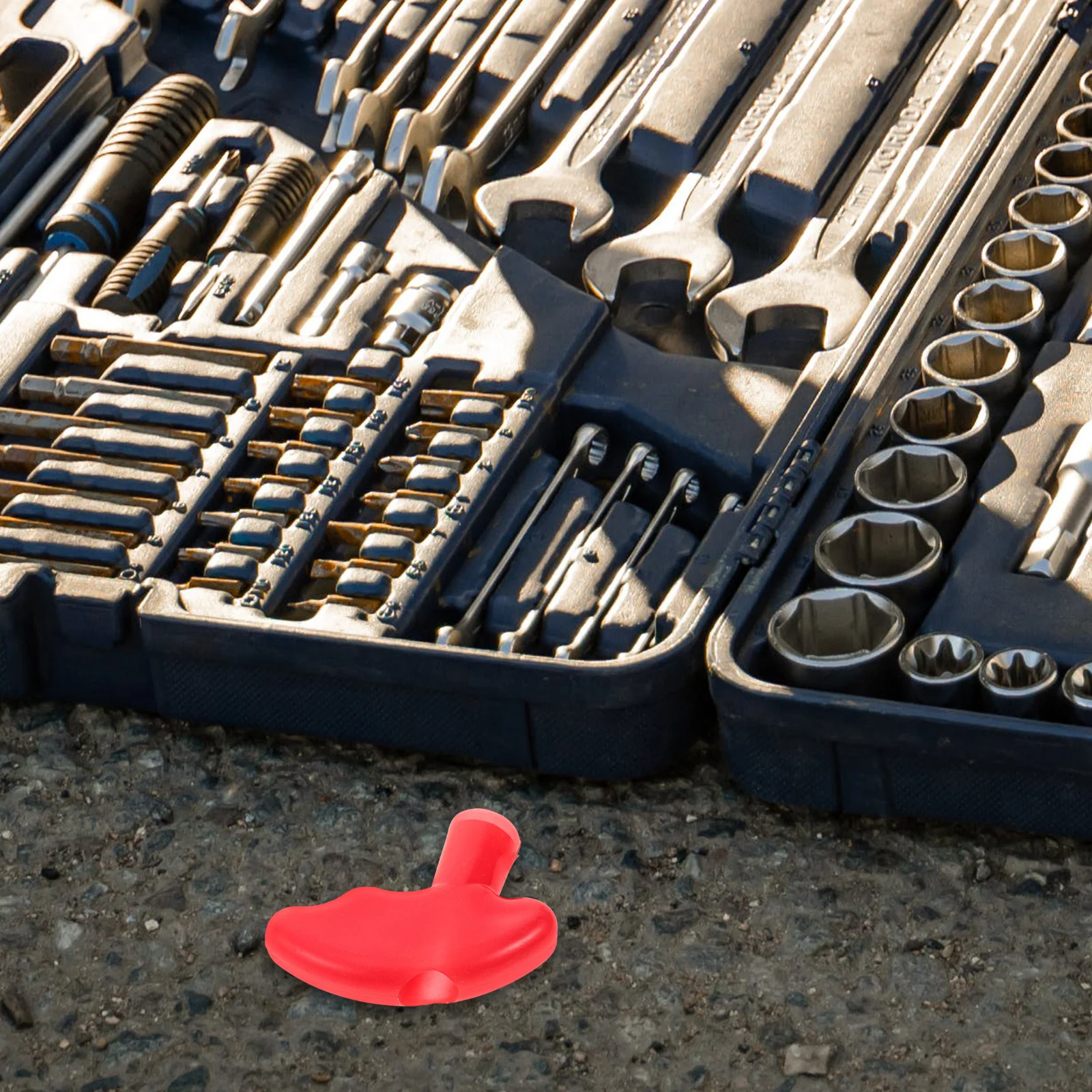 

4Pcs Saw Starter Handle Ergonomic Non-Slip Pull Cord Replacement Grip for Chainsaw Lawnmower Engine Recoil Starter