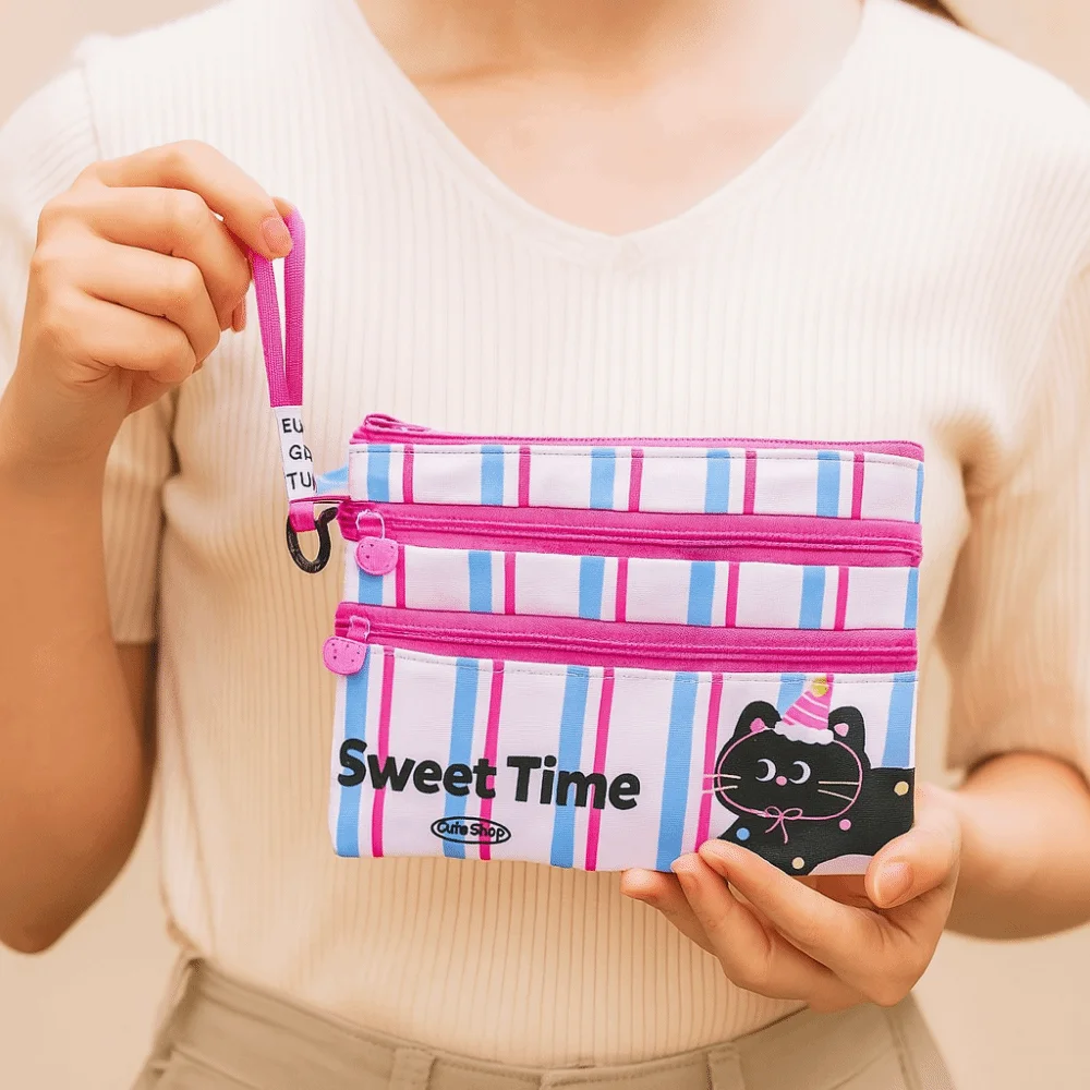

Cute ID Card Storage Bag Waterproof Compact Size Passport Holder Lightweight Protective Case Plane Ticket Bag Outdoor Activities