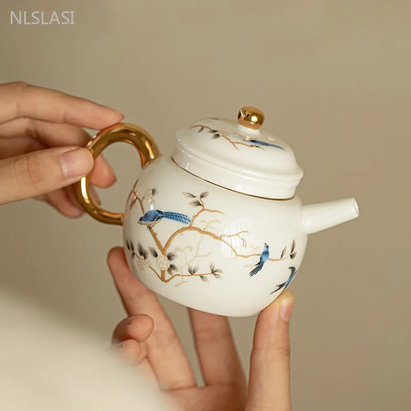 150ml Exquisite Ceramic Tea Pot Hand-painted Flowers and Birds White Porcelain Teapot High-grade Ball Hole Filter Tea Infuser