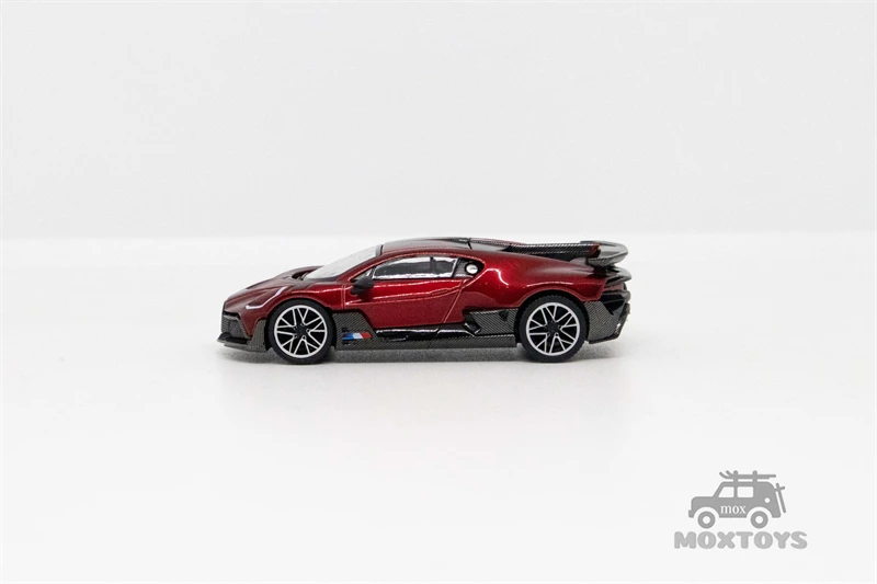 MINI GT 1:64 Bugatti Divo Red Metallic LHD Diecast Model Car