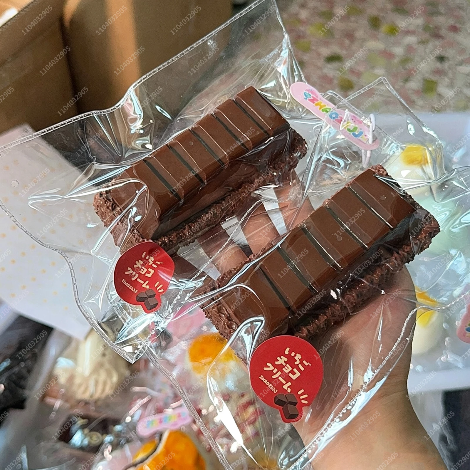 チョコレートバー型シリコンタバスクイッシーおもちゃ　溶けた抹茶チョコレート　asmr感覚玩具　抗ストレス　斬新なフィジェットおもちゃ　大人向けギフト