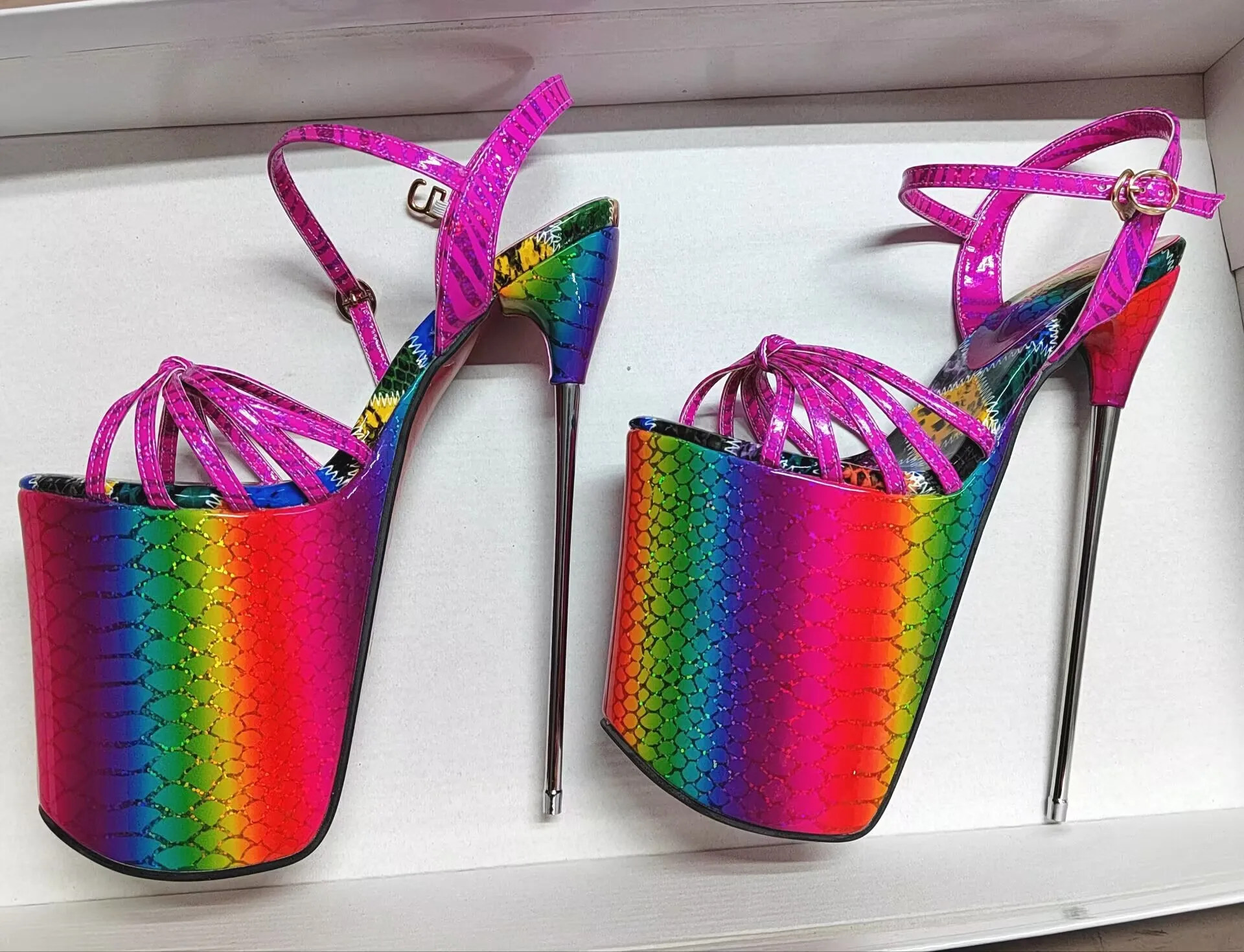 

Crossdresser Unisex Diamond Sandals 22cm Thin Heels Platform Pumps Peep Toe Shoes Woman Party Stripper Catwalk Shows Stilettos