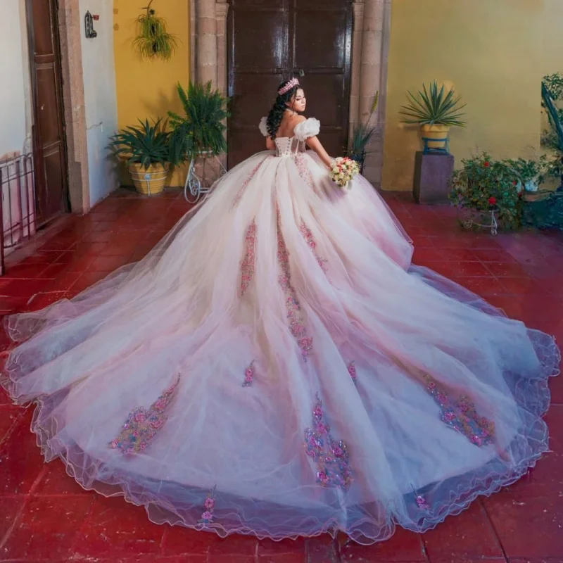 Vestido para quinceañeras con hombros descubiertos, color claro personalizado, apliques de cuentas de cristal, encaje de tul, vestidos de flores de 15 quinceañera ﻿