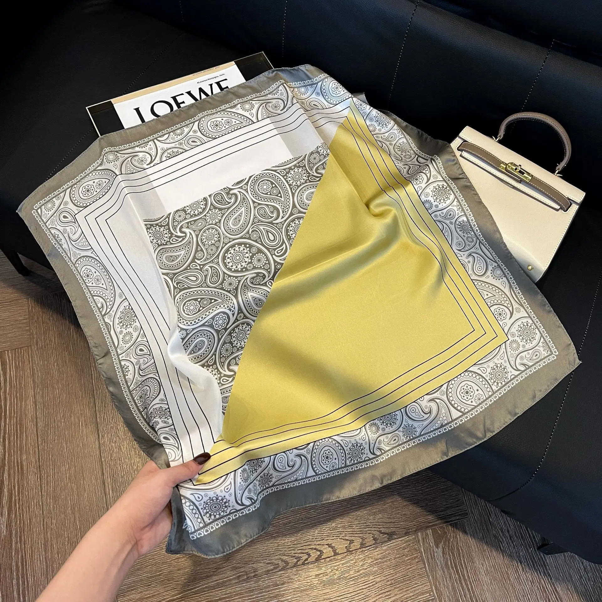 

Роскошный дизайн, модный квадратный шелковый шарф, женский ободок для волос с принтом, маленькие атласные шали, платок, шейный платок, женские повязки на голову, бандана