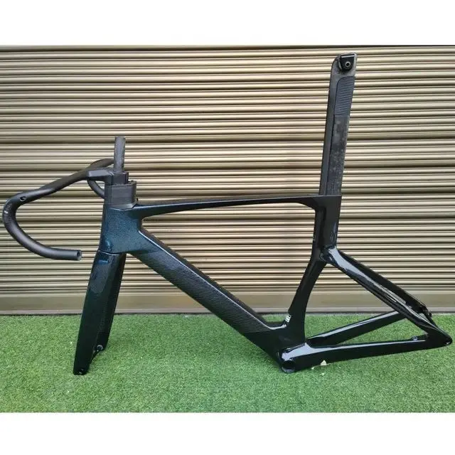 2024 newest style full carbon bike frameset disc  foil bicycle frame in carbon  T1000 ud glossy+handlebar and seatpost in stock