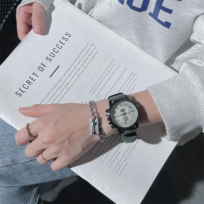 청소년을 위한 남성용 대형 다이얼 쿼츠 시계, 고급스럽고 멋진 맞춤형 시계