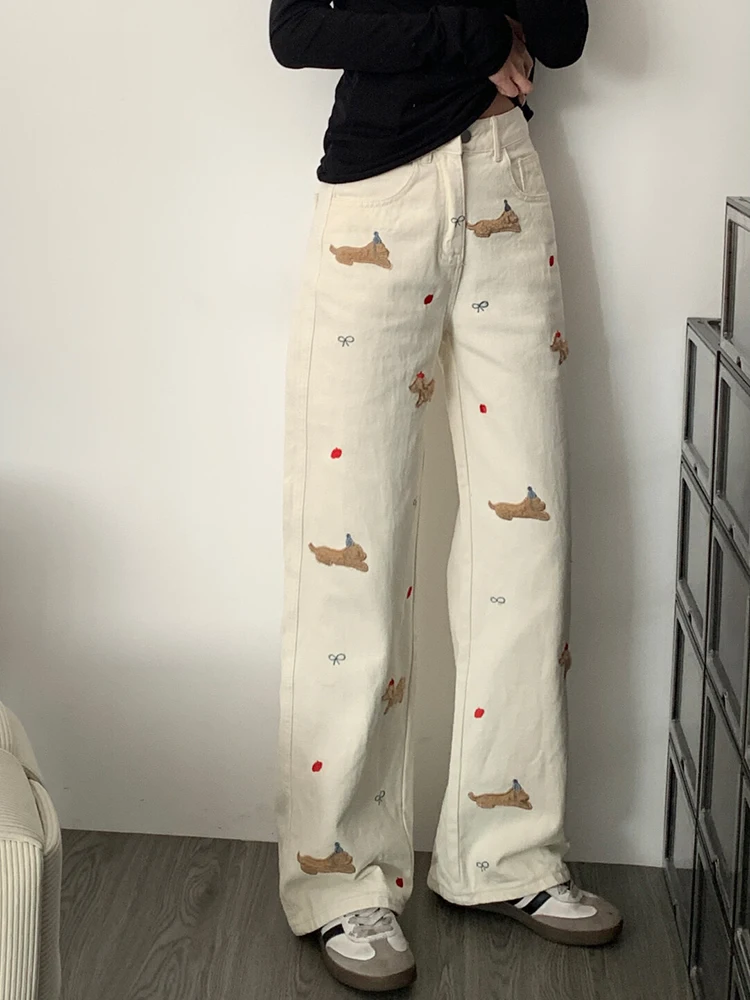بنطلون جينز واسع الساق بخصر مرتفع للنساء مع تصميم مطرز لحيوان الكلب الكرتوني، مناسب للربيع والخريف، بنطلون دينيم أبيض بطول الأرض