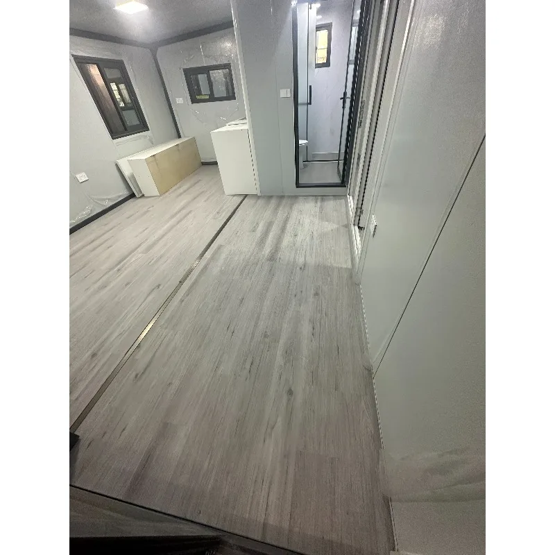Folding Container Houses Prefabricated Container House 20ft 40Ft Expandable Modular Container Houses Prefab Mobile Home Price
