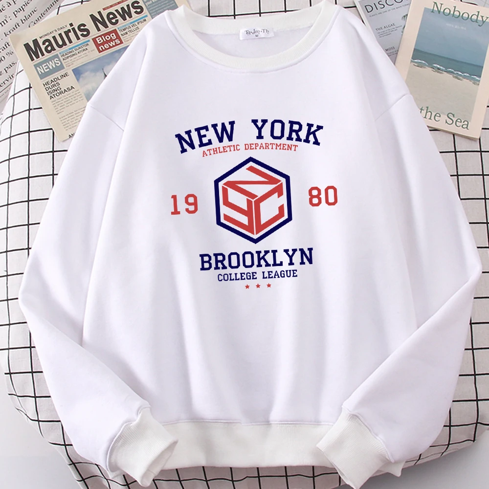 New York 1980 Brooklyn Print Woman Pullover All-Match Fleece Sweatshirts Autumn Multicolor Female Streetwear Crewneck Clothes