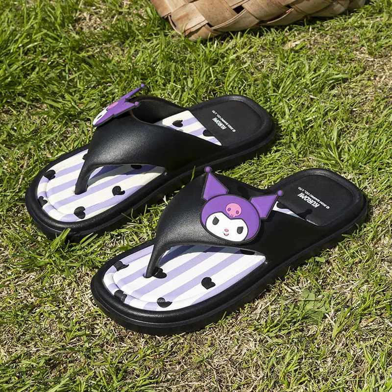 Hellokitty-chanclas Kawaii Cinnamoroll Kuromi para mujer, zapatos de playa, zapatillas antideslizantes para exteriores, novedad de 2024