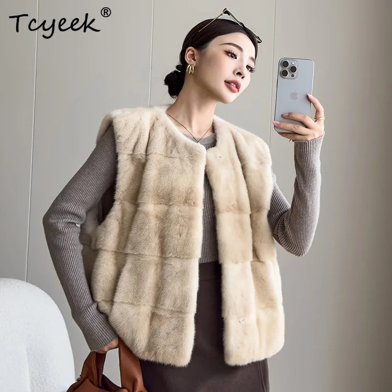 

Tcyeek Natural Real Mink Fur Vest Winter Clothes Whole Mink Vest for Women Warm Sleeveless Jacket Woman New Style Шуба Женская