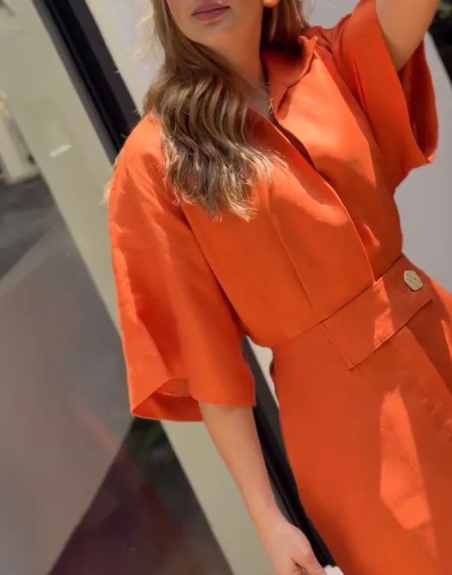 レディースドレス 2025 春の新ソリッドカラーターンダウン襟半袖マキシドレスカジュアルウエストスリットポケットシャツドレス