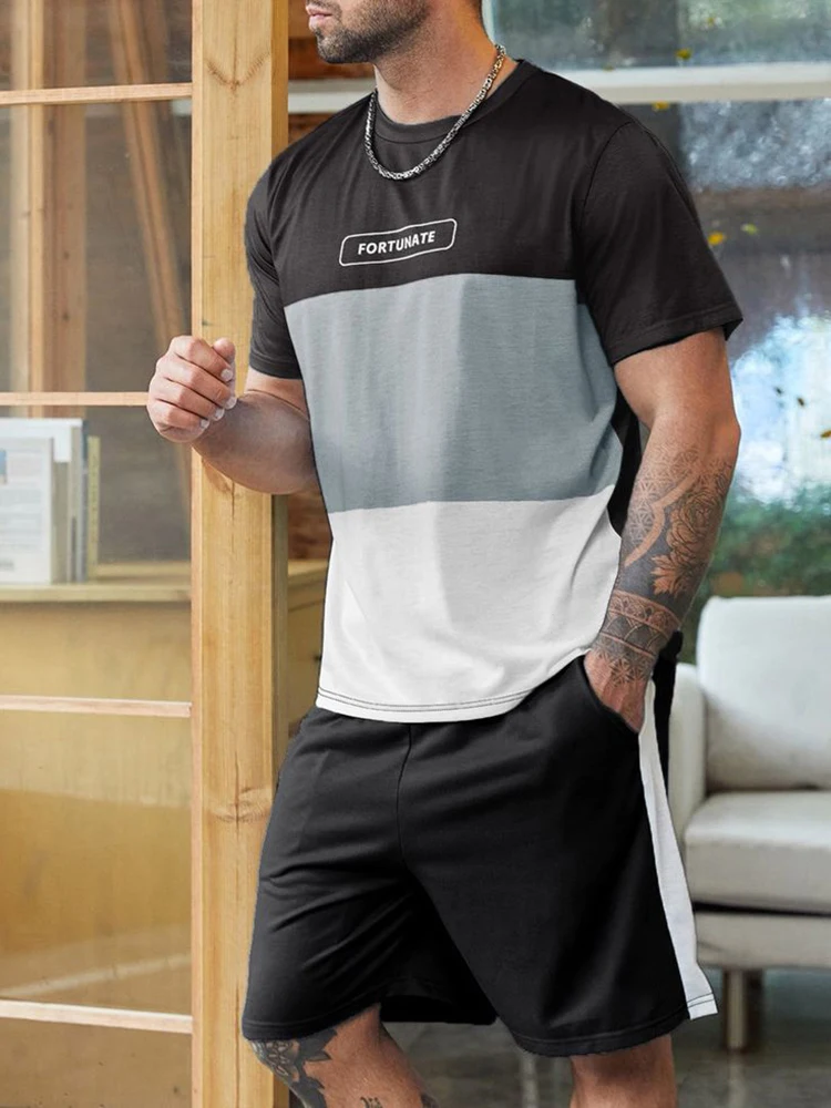 

2024 Summer New Men's Suit Men's Short-sleeved T-shirt And Shorts Suit Fashion Street T-shirt Everyday Outdoor Shorts Men's Suit