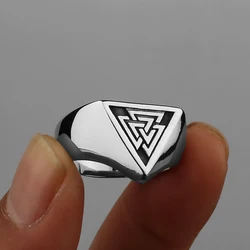 Anello in acciaio inossidabile 316L minimalista Valknut triangolo simbolo anello con sigillo Nordic Rune Protector anello amuleto gioielli vichinghi