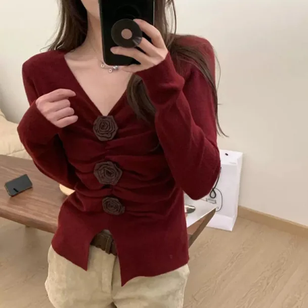 

3D Flower Knitted Sweater for Women's Spring and Autumn Season New Korean Style Design Niche Pleated Women's Top