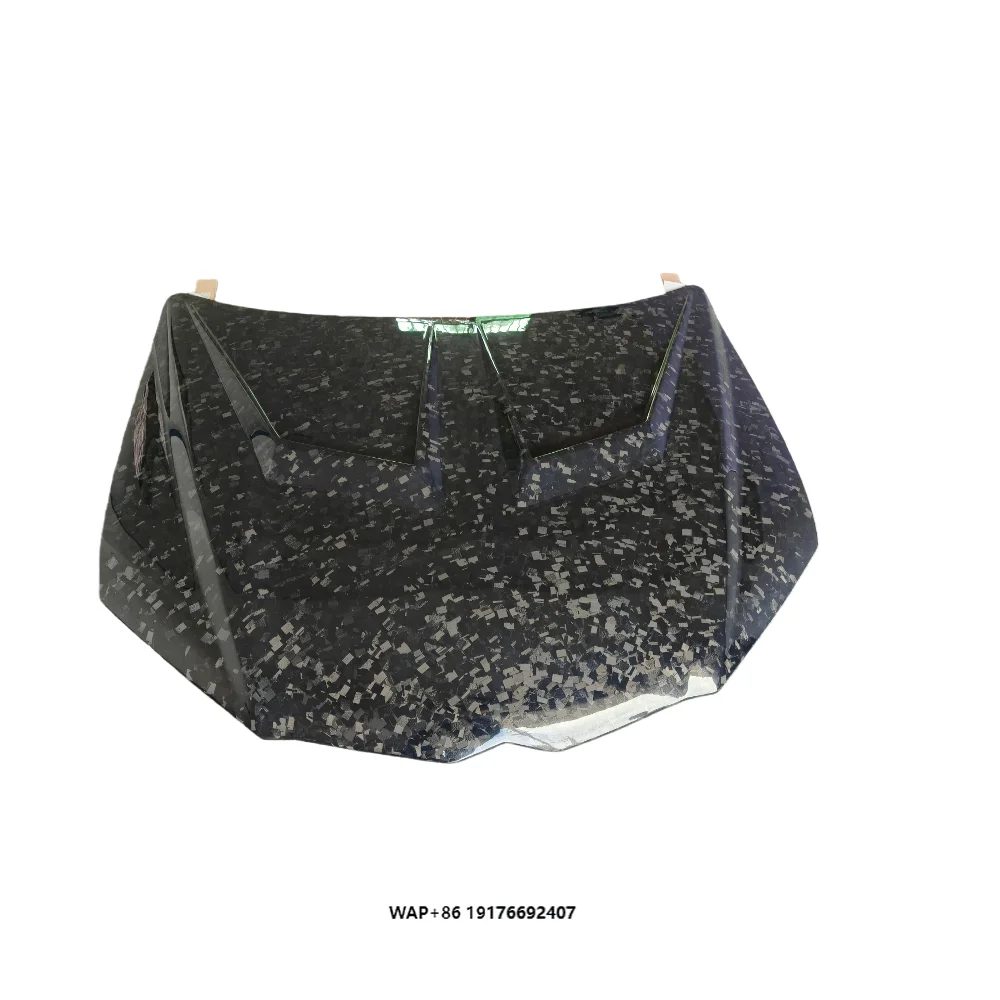 

Modified 1016 Style Forged Carbon Fiber Engine Hood and Engine protection Cover Suitable for 18-21 forLamborghini URUS Models