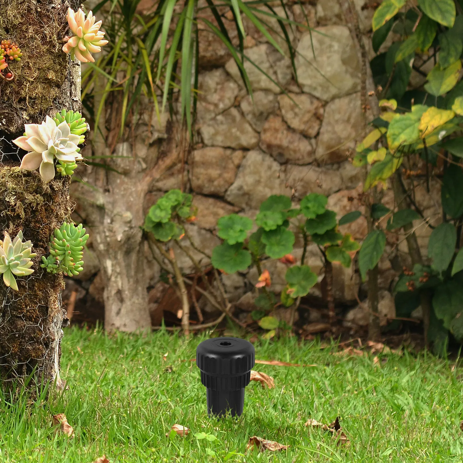 Key Holder Realistic Sprinkler Head Plastic Outdoor Waterproof Cash Holder Secure Hidden Container for Garden Yard Jewelry