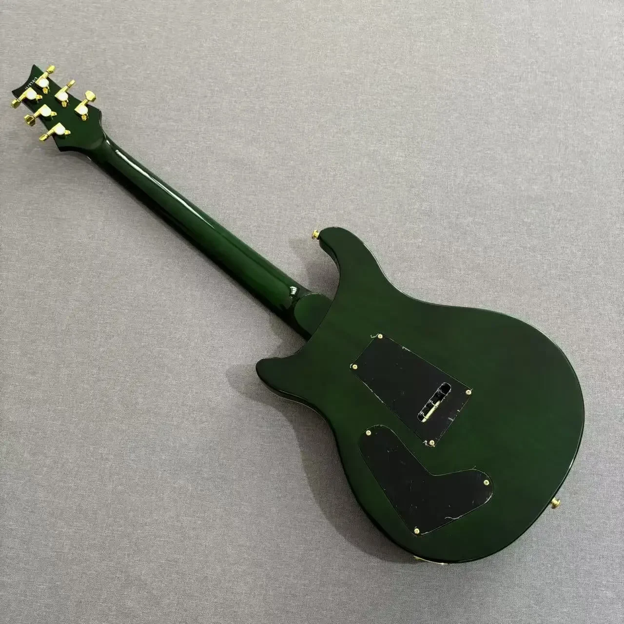 Green Dragon Guitar 2024 Production HH Closed Humbuckers Gold Hardware Hand Painted Dragon Rock Guitar Free Shipping Hot Sale