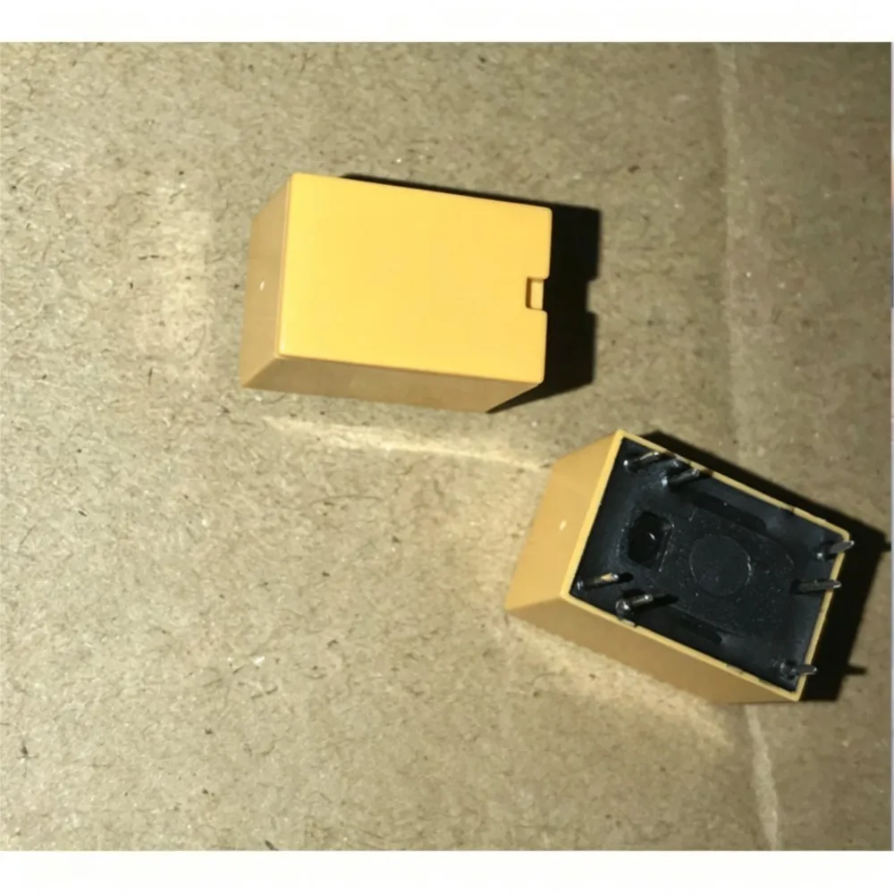 1-5PCS HRS1H-S-DC5V 5V/6/3A MOC3020 MOC3020M AQV252 AQV252G V03063