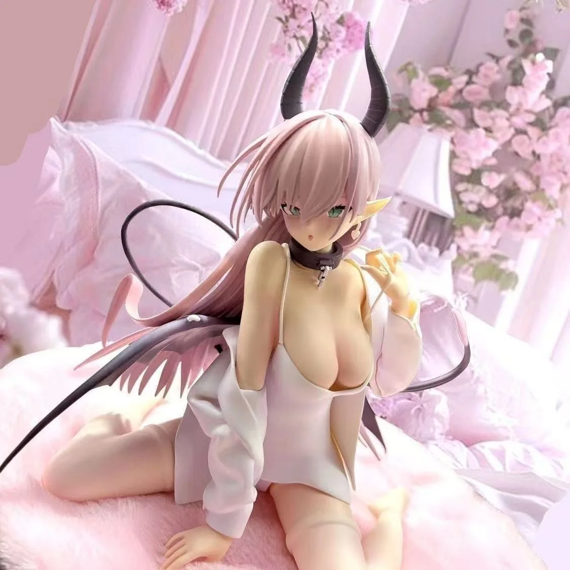 

Cloud Wing Studio Alicia Pajamas Anime Figure Succubus Girl Sitting Pose Collectible Model Desktop Ornament For Anime Collection