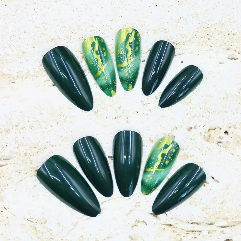 24 قطعة من الأظافر المزيفة باللون الأخضر الداكن للفتيات، طرف أظافر صناعية لاصق قابل لإعادة الاستخدام مع غراء متضمن ضغط أكريليك متوسط الطول على الأظافر