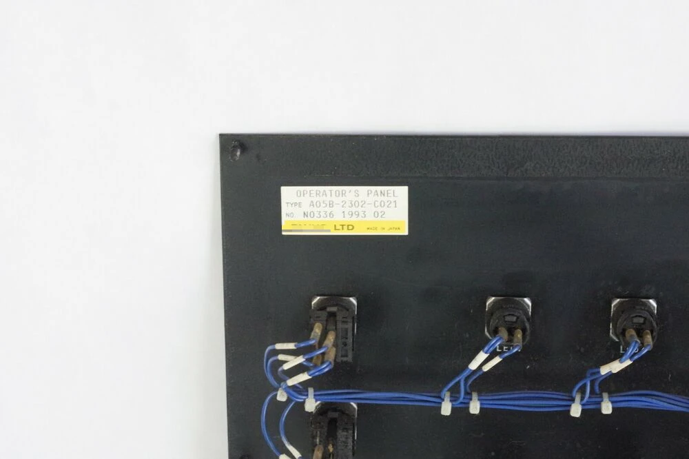 A05B-2302-C021 SYSTEM R-J OPERATORS PANEL + A20B-1003-0045/01A