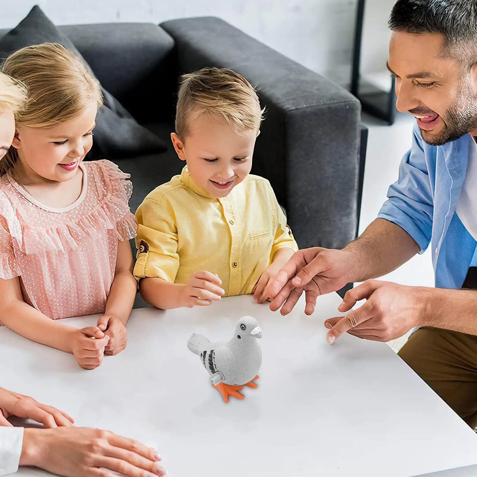 Kids Wind-up Toys Educational Simulation Bird Clockwork Toy Simulation Novelty Ornament Pigeon Clockwork Toys for Children Boys