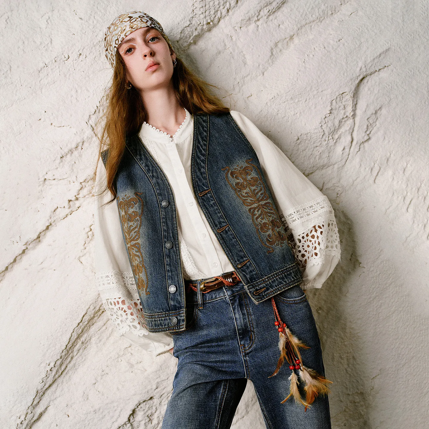 TOYOUTH Liberte Series Women Denim Vest 2026 Winter New Cotton Embroidered Nomadic Short Outerwear
