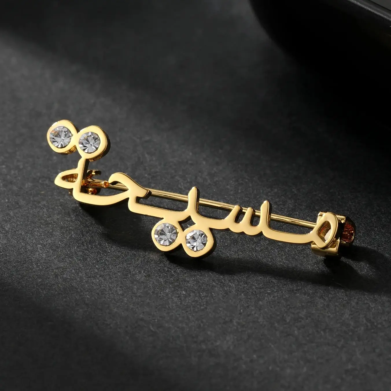 

Персонализация 18-каратная позолоченная брошь с бриллиантом на заказ, арабское имя, мусульманская булавка, исламская свадебная брошь для женщин, роскошные подарки
