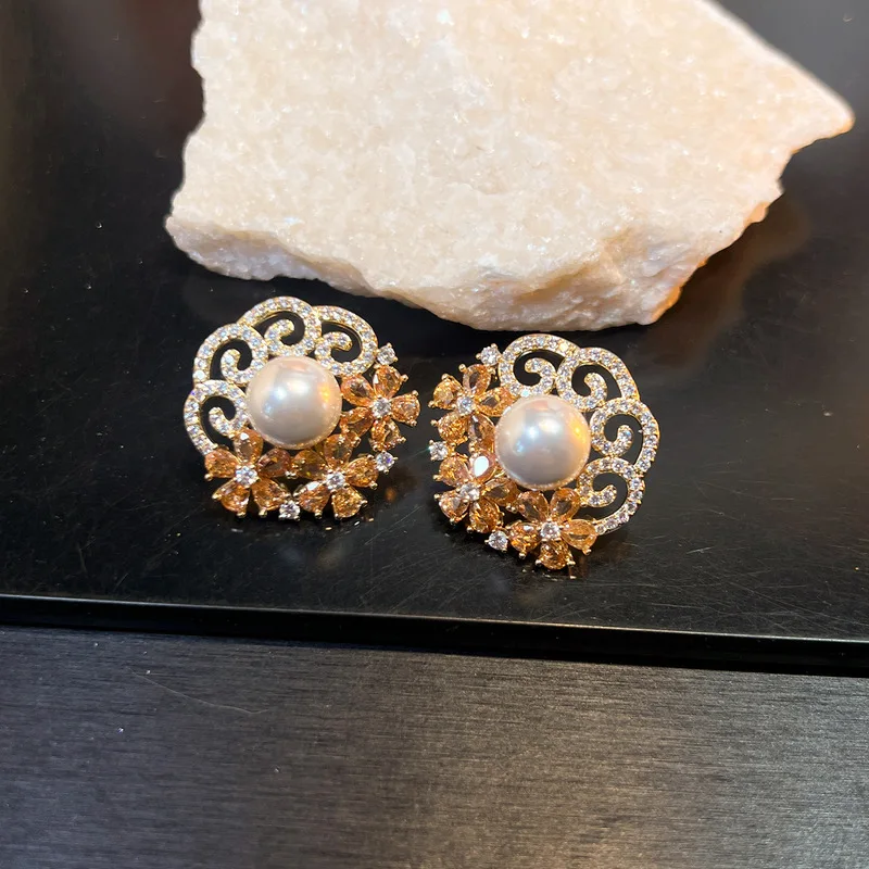Vintage Hollow Flower Stud Earrings Imitation Pearl Center Multi Color Cubic Zirconia Floral Statement Daily Jewelry For Women