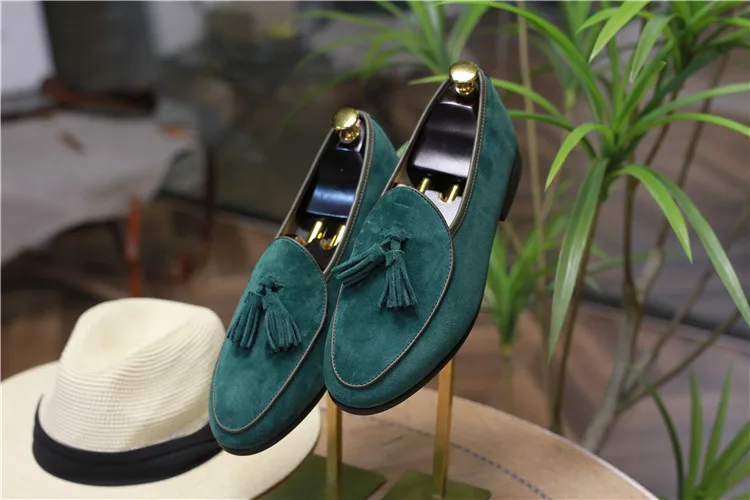 2024 Tassel Design Men Round Toe Suede Leather Flat Shoes Comfortable Genuine Leather Slip On Man Footwear Vintage Boy Shoes