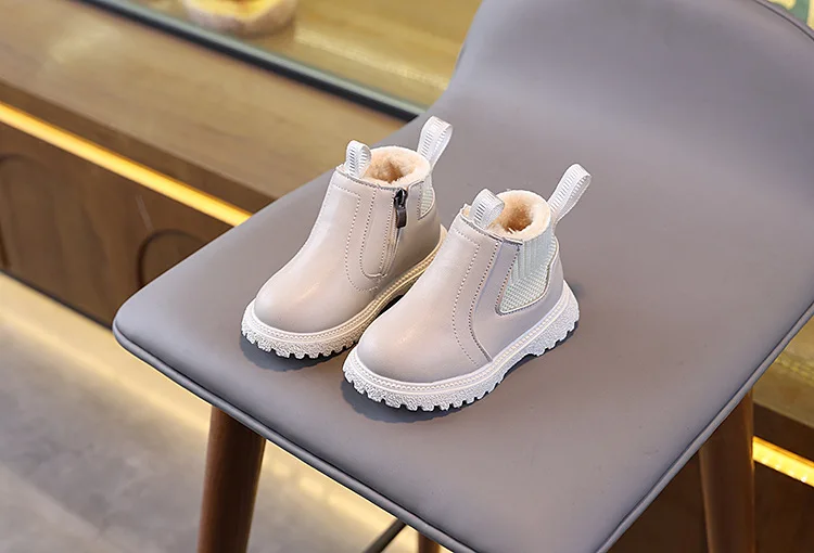 Winterstiefel für Jungen und Mädchen, modische Schneestiefel mit Reißverschluss, flauschig, warm, rutschfest, kurze Stiefel für Kinder, Lederschuhe für Kinder. – Detail 16