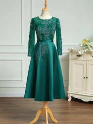 Green Long Sleeve Wedding Party Dresses With Luxury Appliques A-Line Tea-Length Satin Mother Of The Bridal Dresses