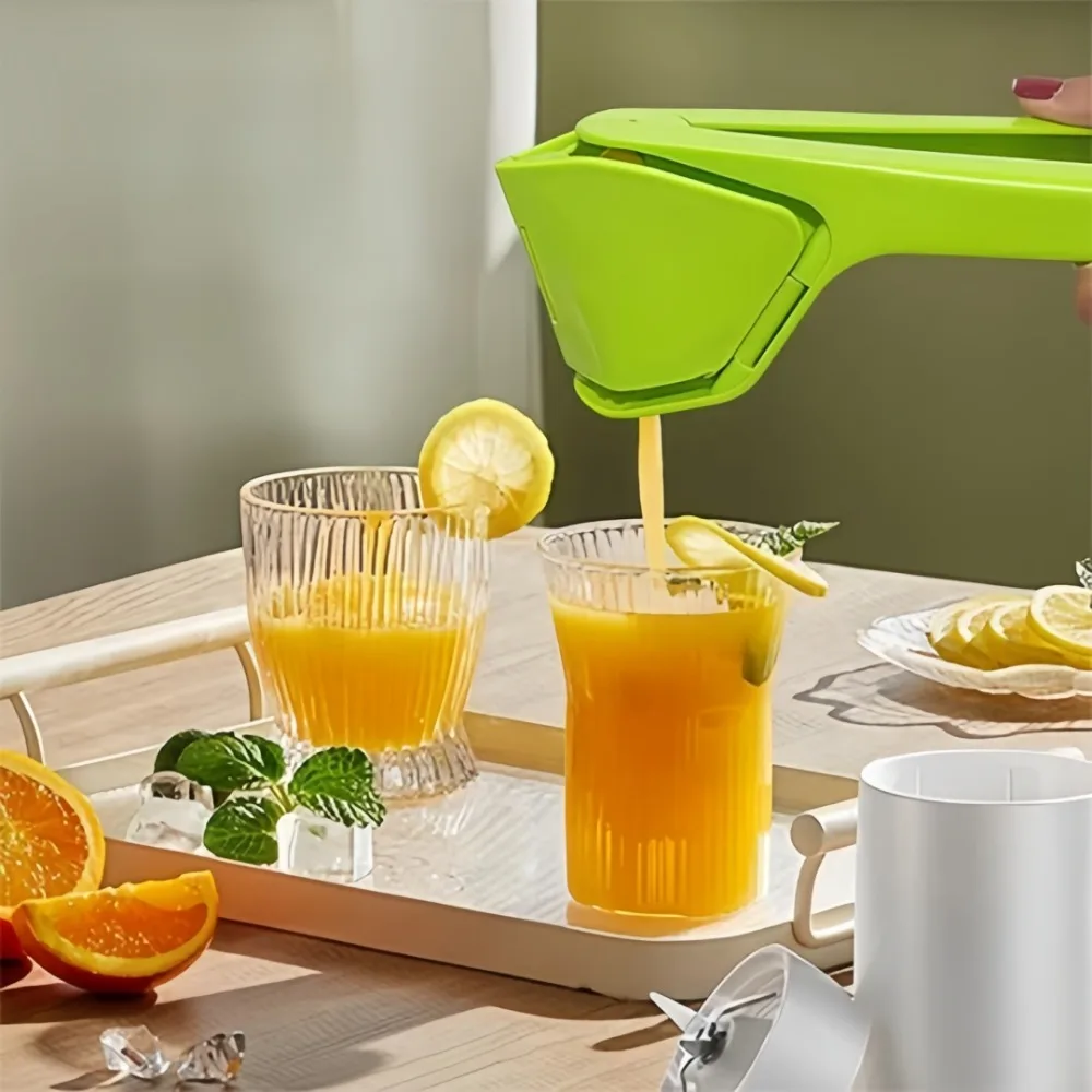 Max Juice Extraction Lemon Lime Squeezer Easy To Use Flat Lemon Orange Citrus Squeezer with Leverage Squeezer for Bar Kitchen