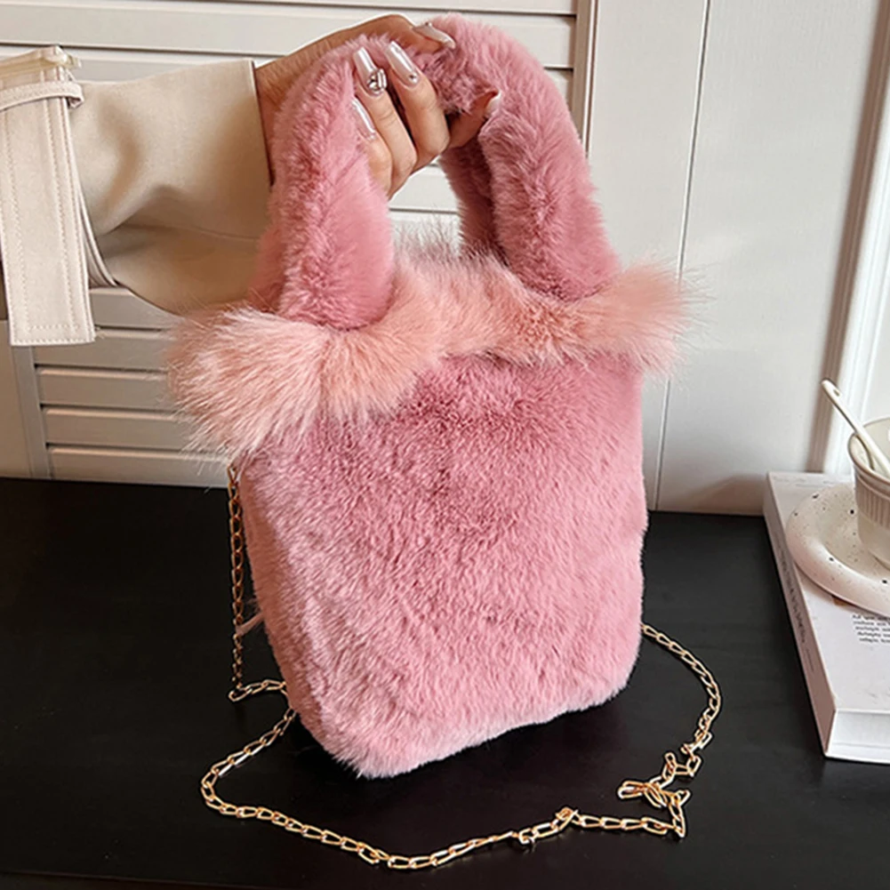 Luxury Plush Women's Chain Crossbody Bag 2023 Fluffy Bucket Bag Large Capacity Fuzzy Sling Satchel Bag Cute Casual Tote Handbags